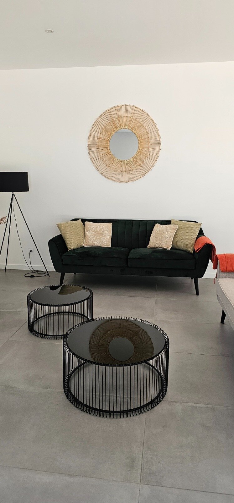 Salle à manger provençale élégante — intérieur Airbnb à Orange géré par HE Conciergerie Vaucluse